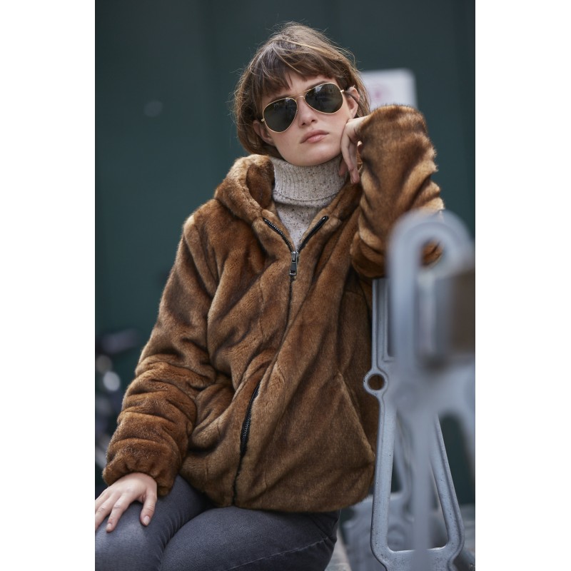 CONNECTING (REF. 63052) VISON BLOUSON À CAPUCHE EN Veste Vison, Veste fourrure, Blouson Vison, Blouson Fourrure
